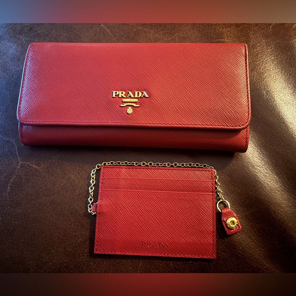 Prada Saffiano Fuoco Pattina wallet with crossbody